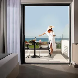 Aparthotel Sky Luxury, Sarti