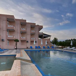 Hotel Stefani, Sarti